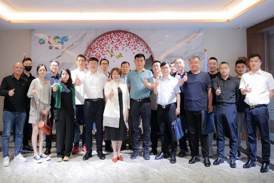 海创汇季风游学莱州团队莅临mile米乐集团参观访问